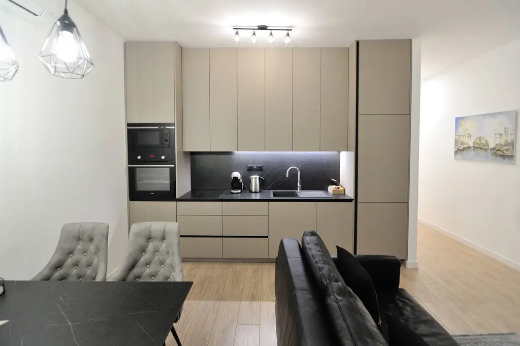 Two-Bedroom Apartment with Balcony in Mostar