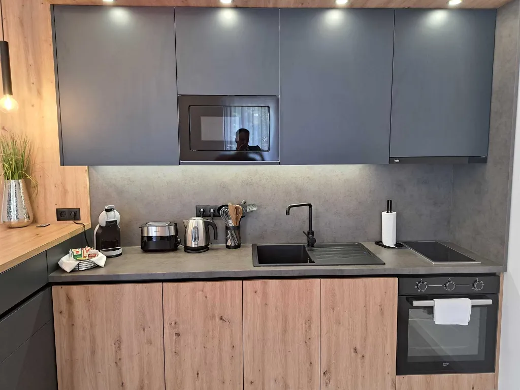 Two-Bedroom Apartment in Mostar with Balcony & A/C