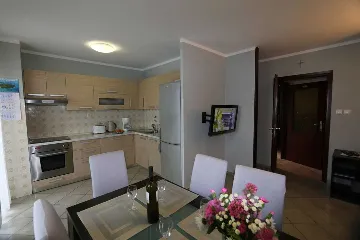 Apartment in Silo (Krk) for Up to 5 Guests