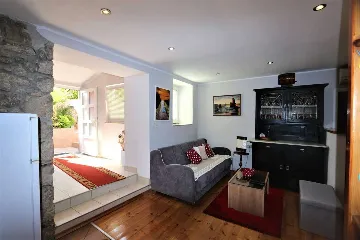 Apartment in Klimno for 4 Guests with Terrace