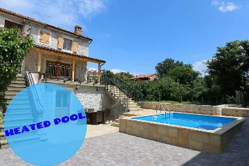 Villa in Klimno for 6 Guests with Outdoor Pool