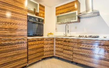 Villa in Klimno for 6 Guests with Outdoor Pool