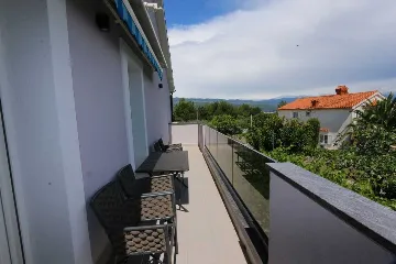 3-Bedroom Apartment in Silo, Island of Krk