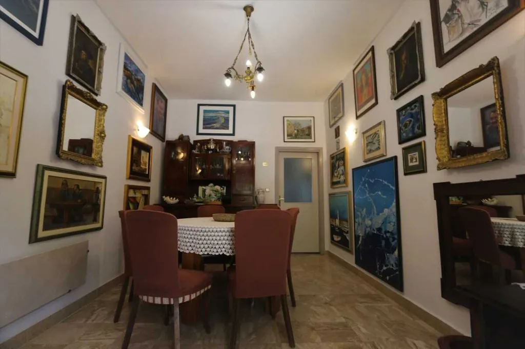 4-Bedroom Apartment in Šilo for Up to 8 Guests