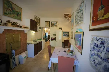 4-Bedroom Apartment in Šilo for Up to 8 Guests