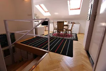 4-Bedroom Apartment in Šilo for Up to 8 Guests