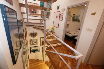 4-Bedroom Apartment in Šilo for Up to 8 Guests