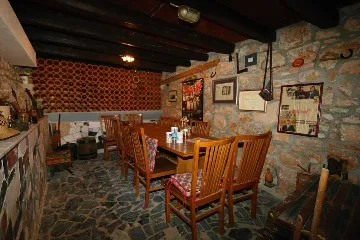 4-Bedroom Apartment in Šilo for Up to 8 Guests