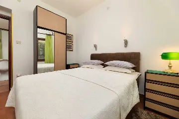 2-Bedroom Apartment in Silo (Island Krk) for 5