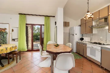 2-Bedroom Apartment in Silo (Island Krk) for 5