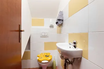 2-Bedroom Apartment in Silo (Island Krk) for 5