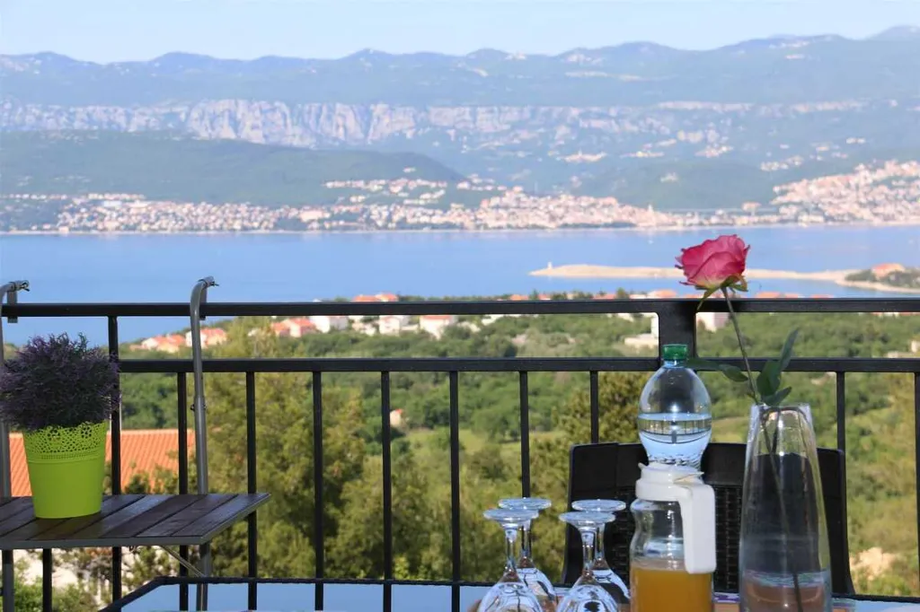 Silo Island Krk 2-Bedroom Apartment for Up to 5