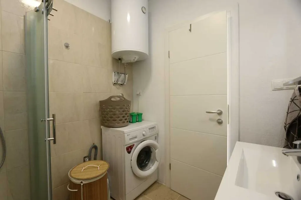 2-Bedroom Apartment in Silo, Island of Krk