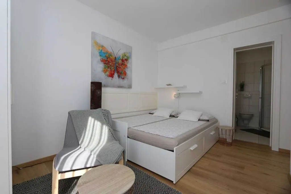 2-Bedroom Apartment in Silo, Island of Krk