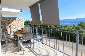 2-Bedroom Apartment in Silo, Island of Krk