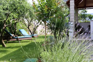 Apartment in Silo (Krk) for up to 3 guests