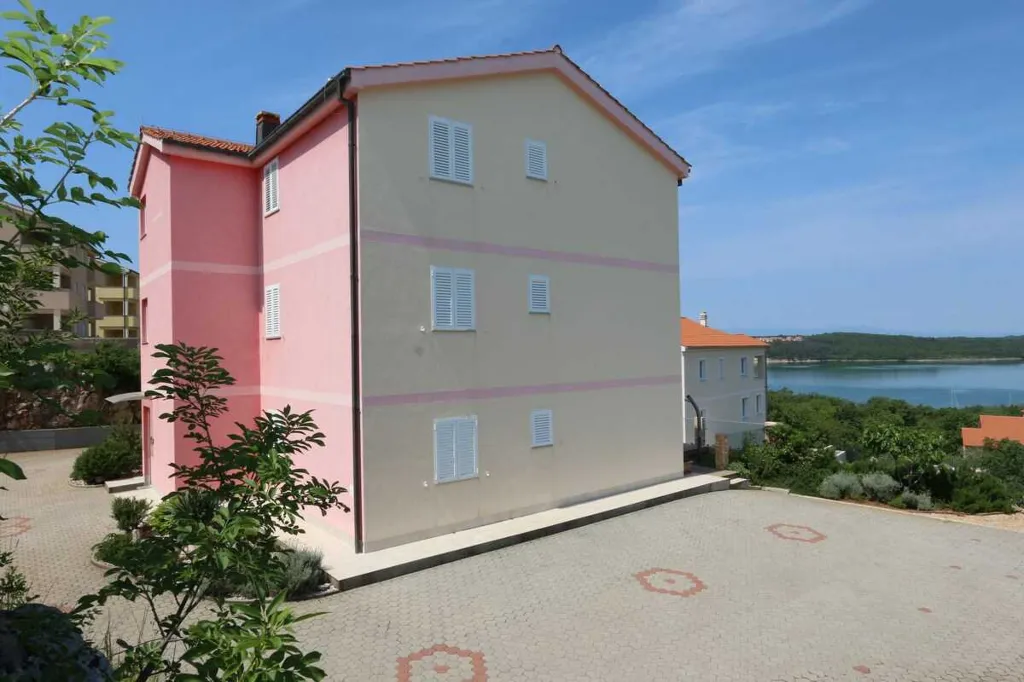 Two-Bedroom Apartment in Klimno, Island of Krk