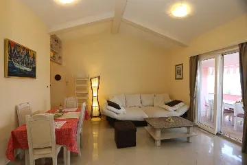 Two-Bedroom Apartment in Klimno, Island of Krk