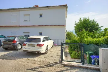 Apartment in Šilo for 4 Guests with Sea View