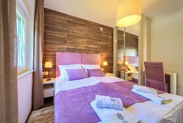 Apartment in Šilo for 4 Guests with Sea View