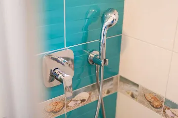 Sea-View Apartment in Šilo for Up to 4 Guests