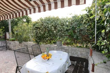 3-Bedroom House in Klimno (Krk) for 6 Guests