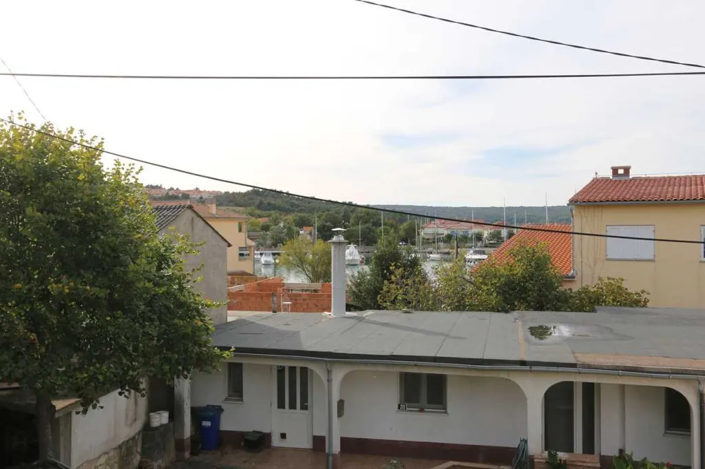 3-Bedroom House in Klimno (Krk) for 6 Guests