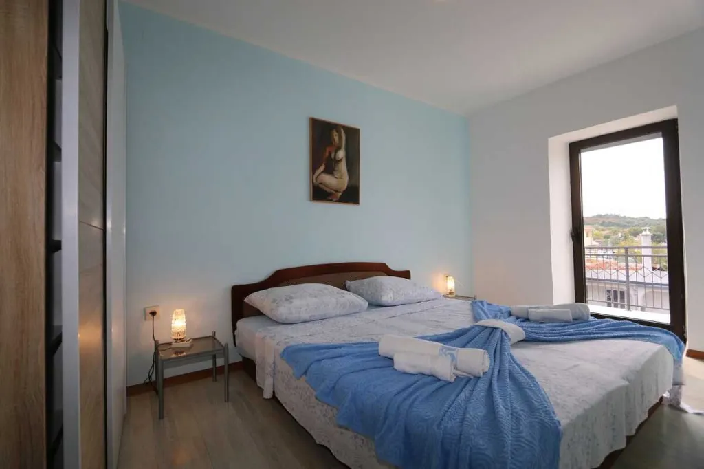 3-Bedroom House in Klimno (Krk) for 6 Guests
