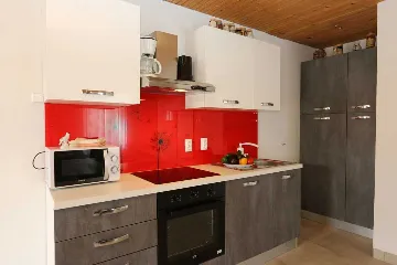 3-Bedroom House in Klimno (Krk) for 6 Guests