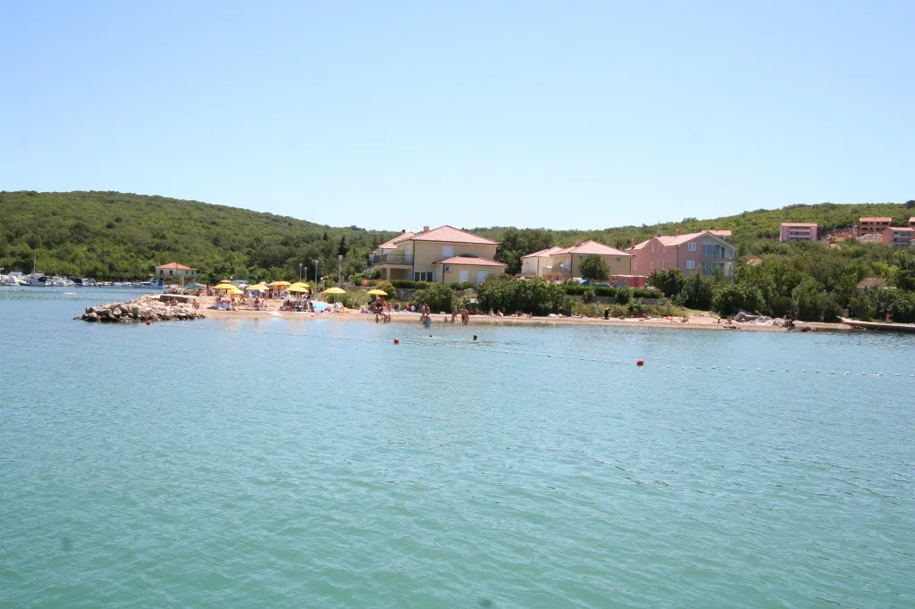 3-Bedroom House in Klimno (Krk) for 6 Guests