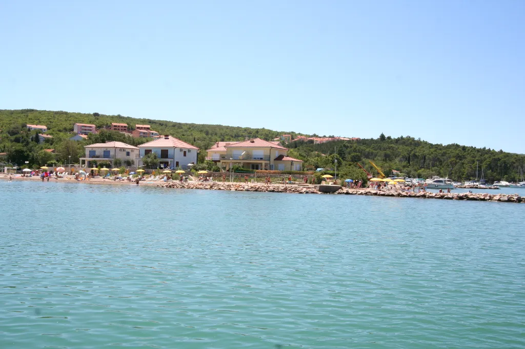 3-Bedroom House in Klimno (Krk) for 6 Guests