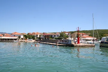 3-Bedroom House in Klimno (Krk) for 6 Guests