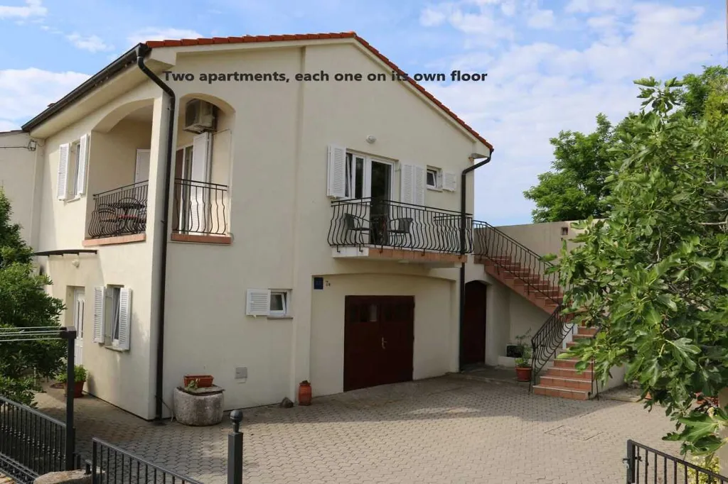 Apartment in Silo (Island Krk) for 6 Guests