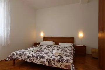 Apartment in Silo (Island Krk) for 6 Guests