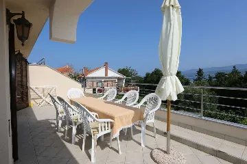 Apartment in Silo (Krk) for Up to 8 Guests