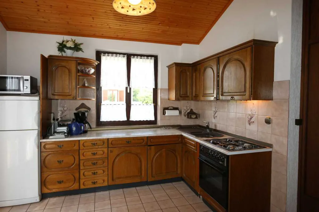 Apartment in Silo (Krk) for Up to 8 Guests