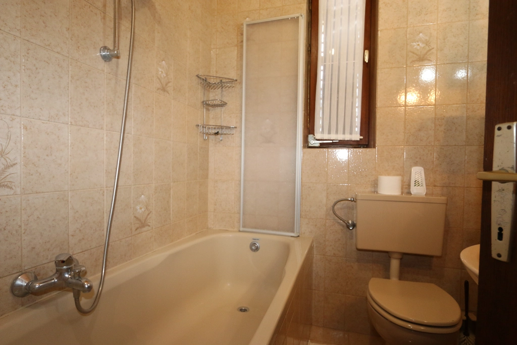 Apartment in Silo (Krk) for Up to 8 Guests