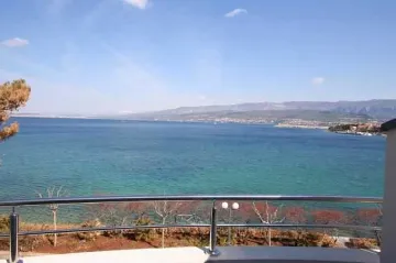 2-Bedroom Apartment in Silo, Krk for Up to 6