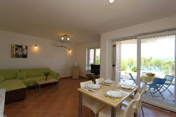 Apartment in Silo (Krk) for up to 6 Guests