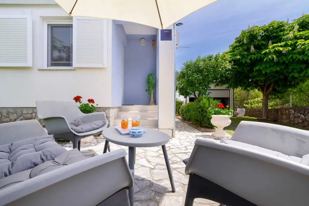 Apartment in Silo - Island Krk for up to 4 Guests