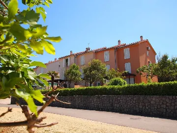 4-Bedroom House with Sea View in Soline (Krk)