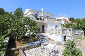 Apartment in Silo (Island Krk) for 4 Guests