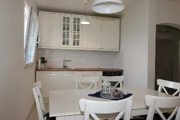 Apartment in Silo (Island Krk) for 4 Guests