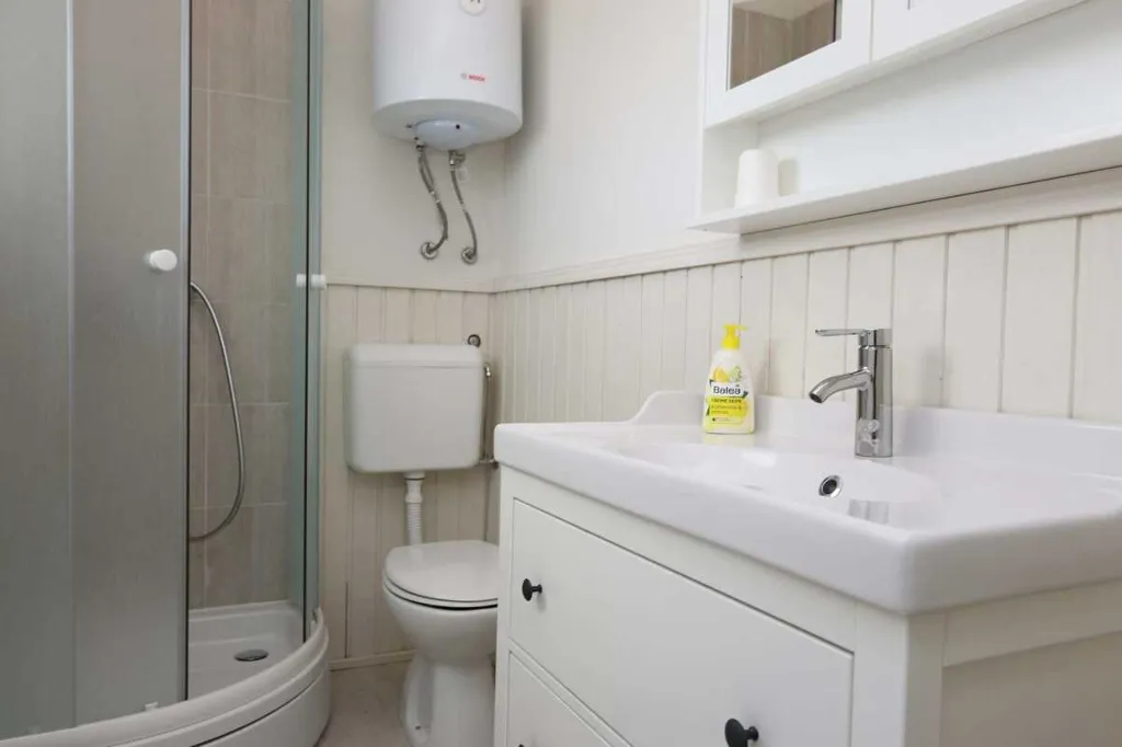 Apartment in Silo (Island Krk) for 4 Guests