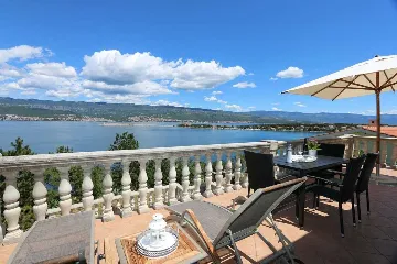 Apartment in Silo (Island Krk) for 4 Guests