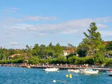 Two-Bedroom Apartment in Silo, Island Krk for 4