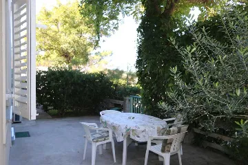 Apartment for 4 in Silo (Island of Krk)