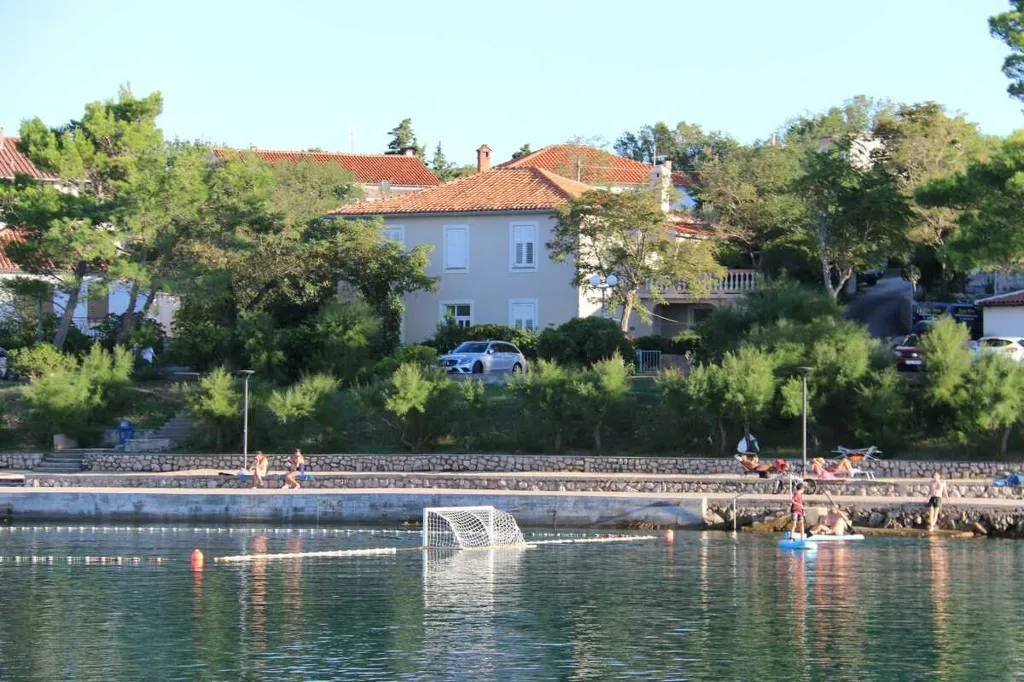 Apartment for 4 in Silo (Island of Krk)