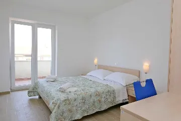 2-Bedroom Apartment in Soline - island Krk
