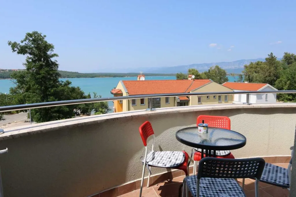 Apartment in Soline Island Krk for Up to 5